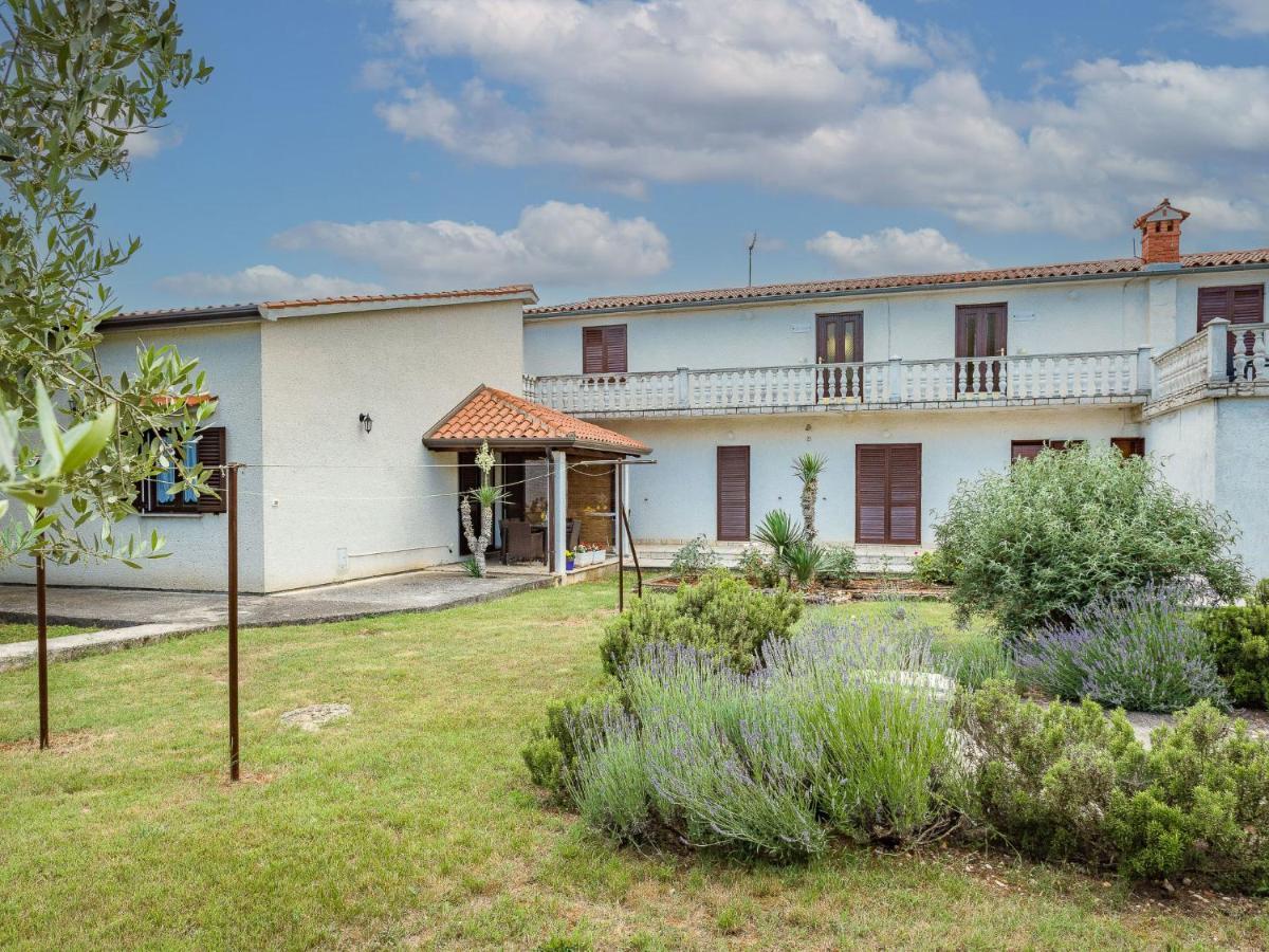 Apartment Tireli - Prc143 By Interhome Πόρετς Εξωτερικό φωτογραφία