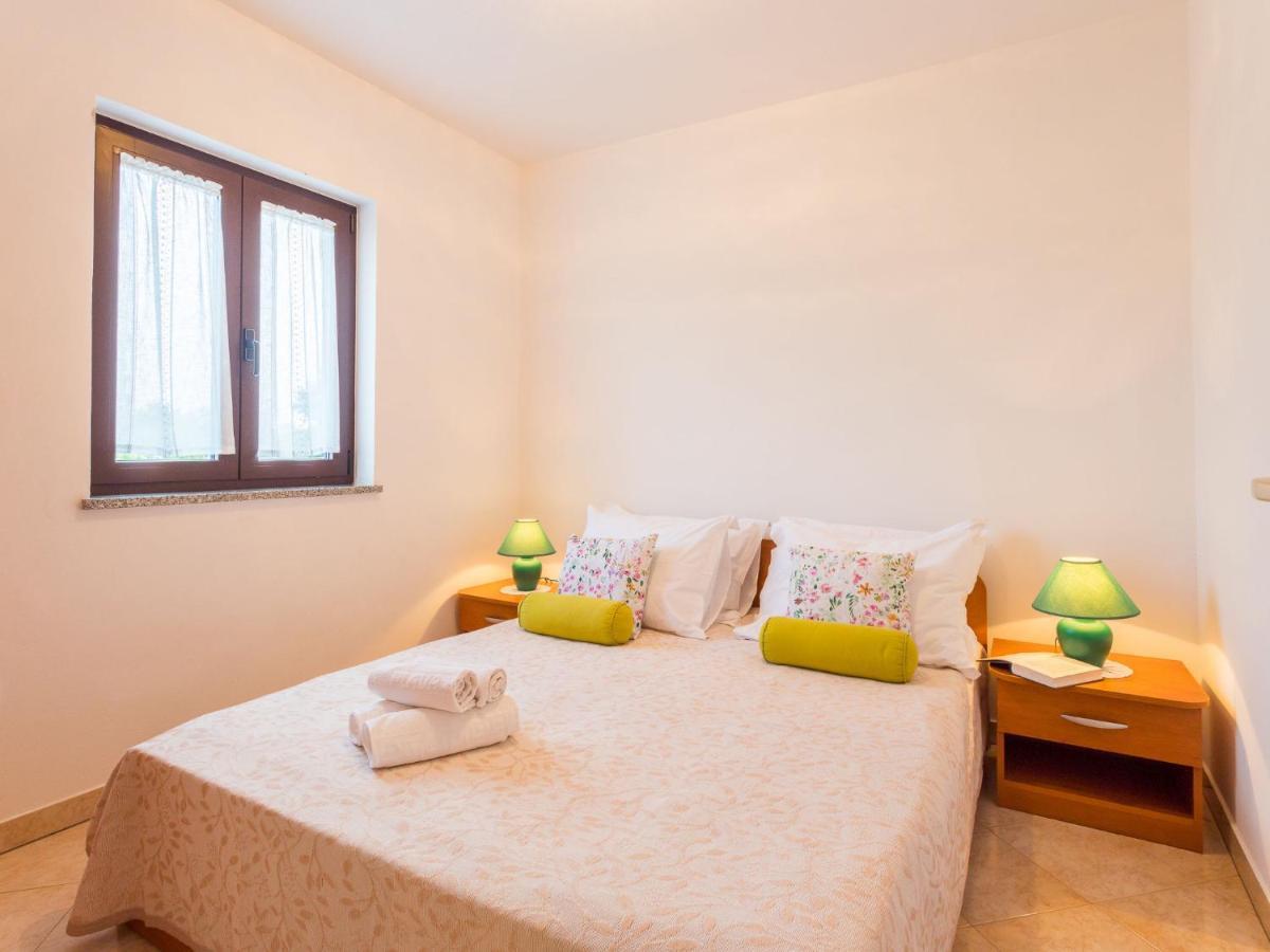 Apartment Tireli - Prc143 By Interhome Πόρετς Εξωτερικό φωτογραφία